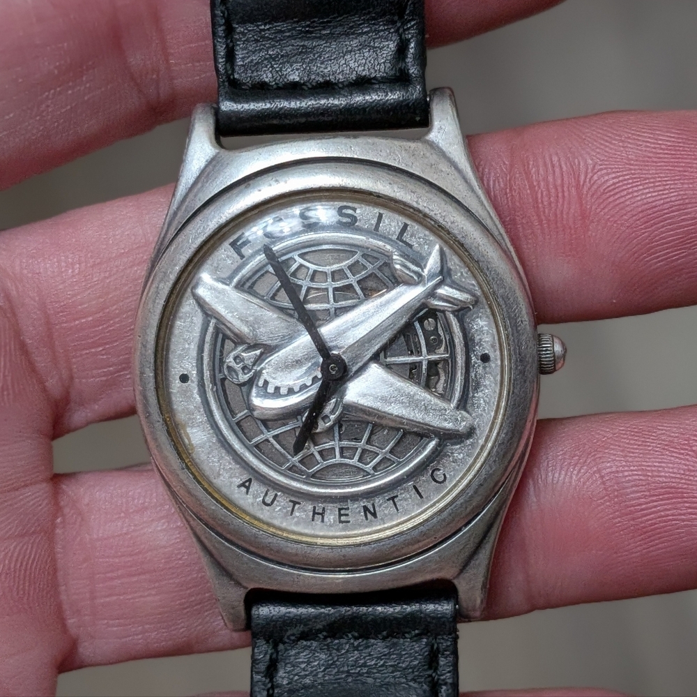 Fossil Men's Airplane Watch Vintage With Original Leather Band - RARE Collection